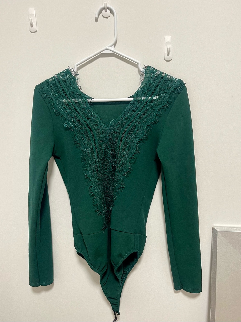 Women’s Lace-Trim Long Sleeve Bodysuit in Deep Green